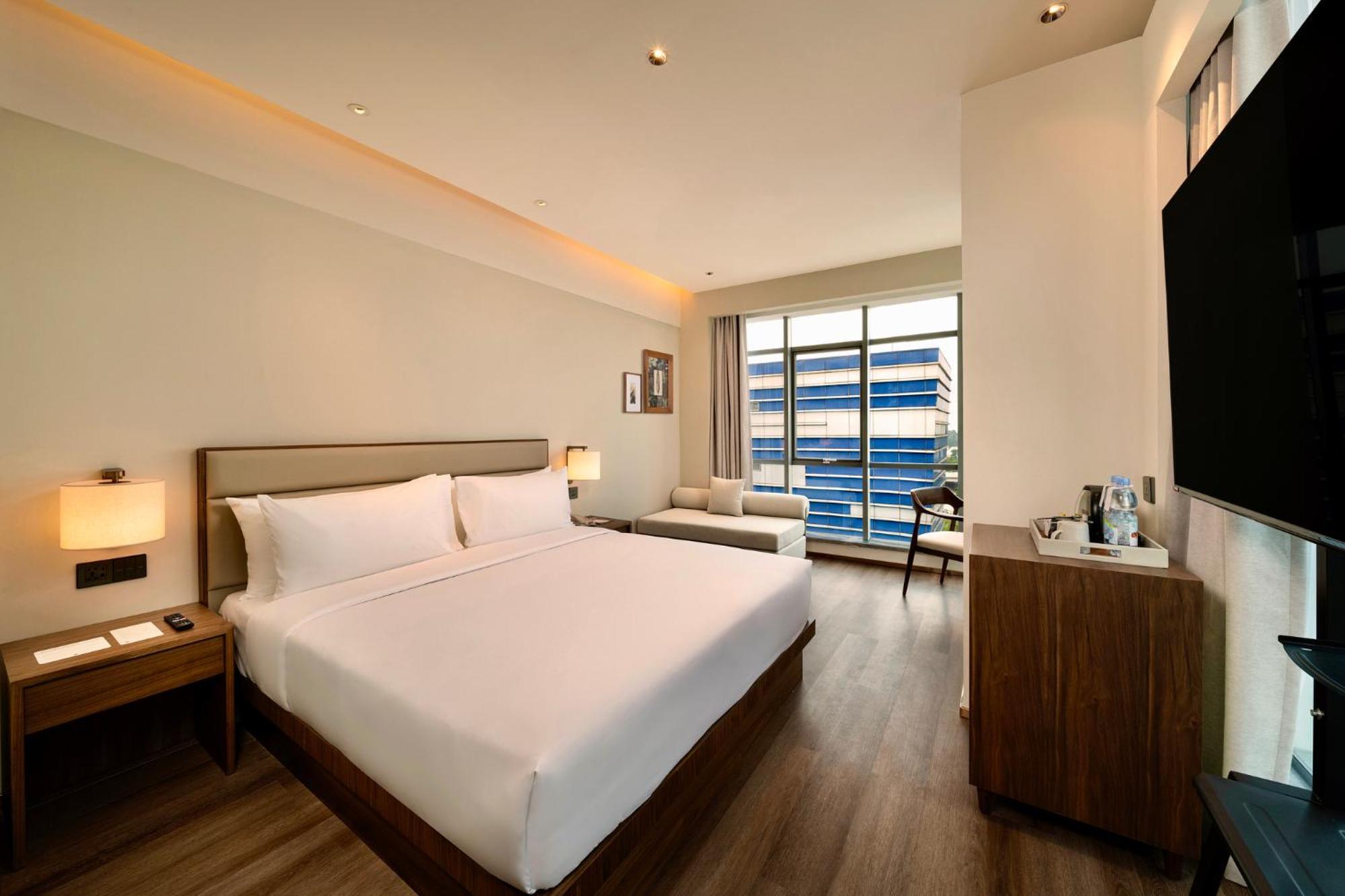Model J Hotel Jakarta Soekarno - Hatta Airport Tangerang Exterior foto